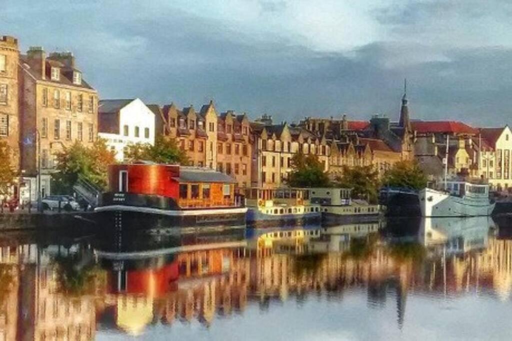 אדינבורו My Waterfront Apartment, Views Over Water Of Leith מראה חיצוני תמונה